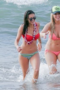 nina dobrev con jessica szohr in bikini 19.jpg