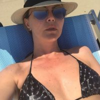 vittoria belvedere in bikini 04.jpg
