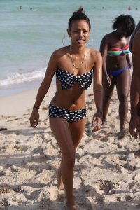 karrueche tran in bikini 04.jpg