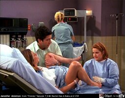 Jennifer-Aniston-Feet-144714.jpg