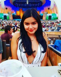 ariel winter.jpg