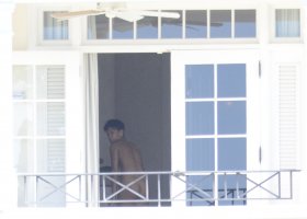 Rihanna Nude Changing Bikini 12-22-12 (7).jpg