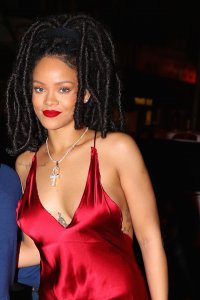 rihanna al ristorante 08.jpg