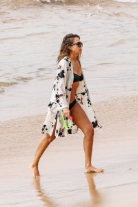 jessica alba in bikini 38.jpg