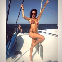angie harmon in bikini 01.jpg