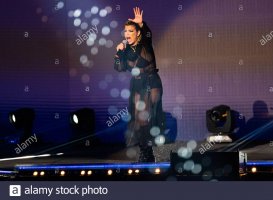 emma-performs-last-1892021-in-arena-di-verona-for-aperol-with-heroes-show-2GMR7XY.jpg