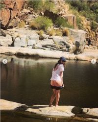 Screenshot 2021-11-04 at 18-20-08 Cheeks Out In Nature su Instagram Happy hump day everyone🍑❤️...png