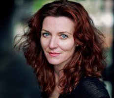 1 Michelle Fairley 1.jpg