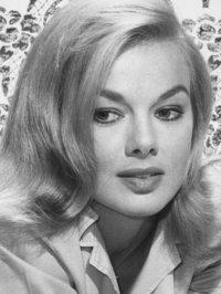 18 Leslie Parrish 1.jpg