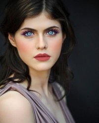 what-is-so-special-about-alexandra-daddarios-eyes-deets-inside-see-asap-2.jpg