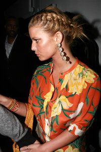 Jessica Simpson Upskirt08.jpg