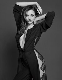 Miranda-Kerr-Sexy-11.jpeg