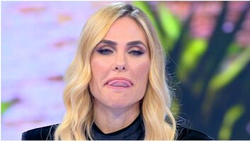 ilary blasi (11).jpg