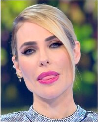 ilary blasi (13).jpg