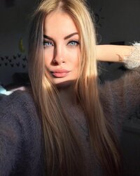 clarasdruscii_CLg4dUCl8WR.jpg