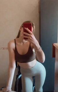 Screenshot_20220314-140934_Instagram.jpg