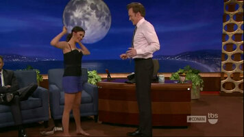 Nina Dobrev_Conan O'Brien.avi_snapshot_00.01_[2012.05.17_00.18.28].jpg