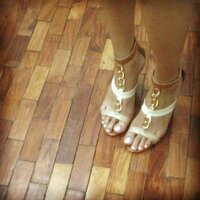 Ariella-Arida-Feet-1313294.jpg