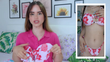 BIKINI TRY ON HAUL! COSTUMI INDOSSATI 2022 2-26 screenshot.png