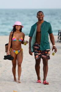 karrueche tran in bikini (06).jpg