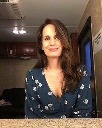 elizabeth reaser.jpg