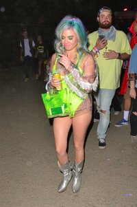 chanel west coast in night 01.jpg