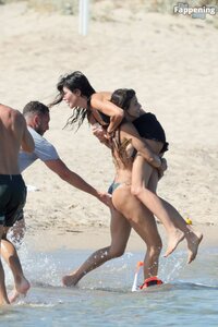 Elisabetta-Canalis-Sexy-The-Fappening-Blog-44.jpg