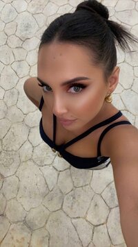 goldi_halili_20230826_STORIES_3178153249265261886_2_3178181922039158729.jpg