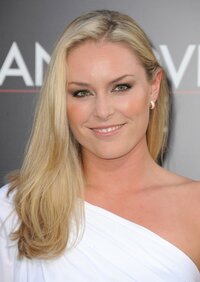 lindsey-vonn-white-dress-hangover-2-movie-premiere-2011-2.jpg